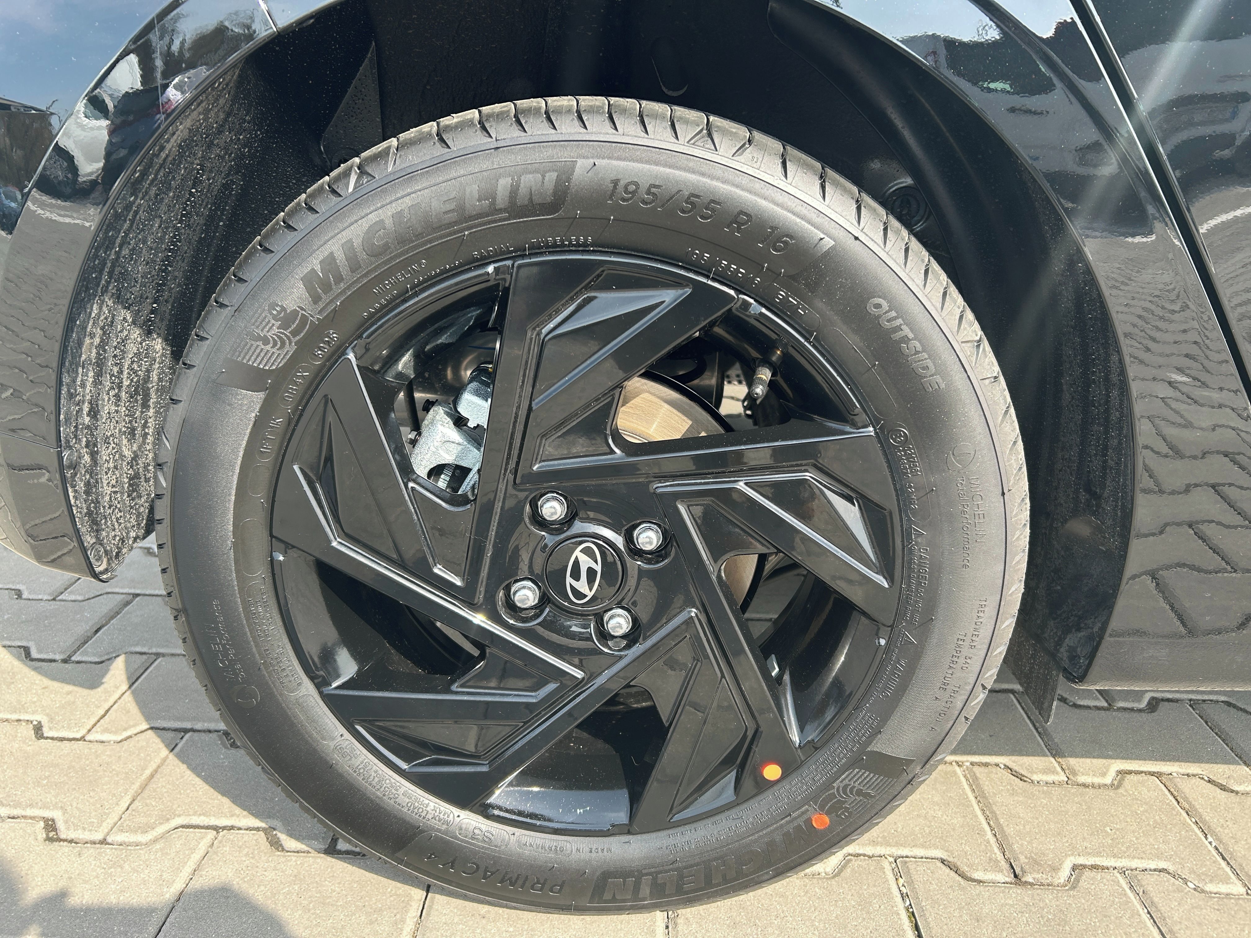Hyundai i20, 26 1,0 T-GDI DCT GO PLUS! 66kW - fotka 4