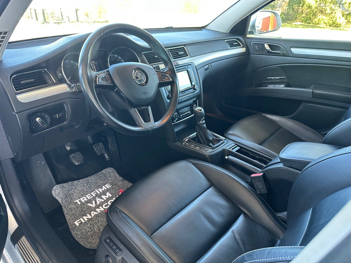 Škoda Superb, 1.6TDi NAVI,PANOR.,GARANCE KM - fotka 5
