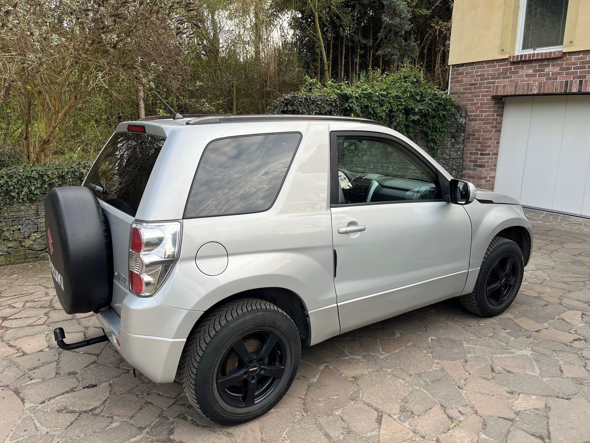 Suzuki Grand Vitara, výjimečné SUV - fotka 4