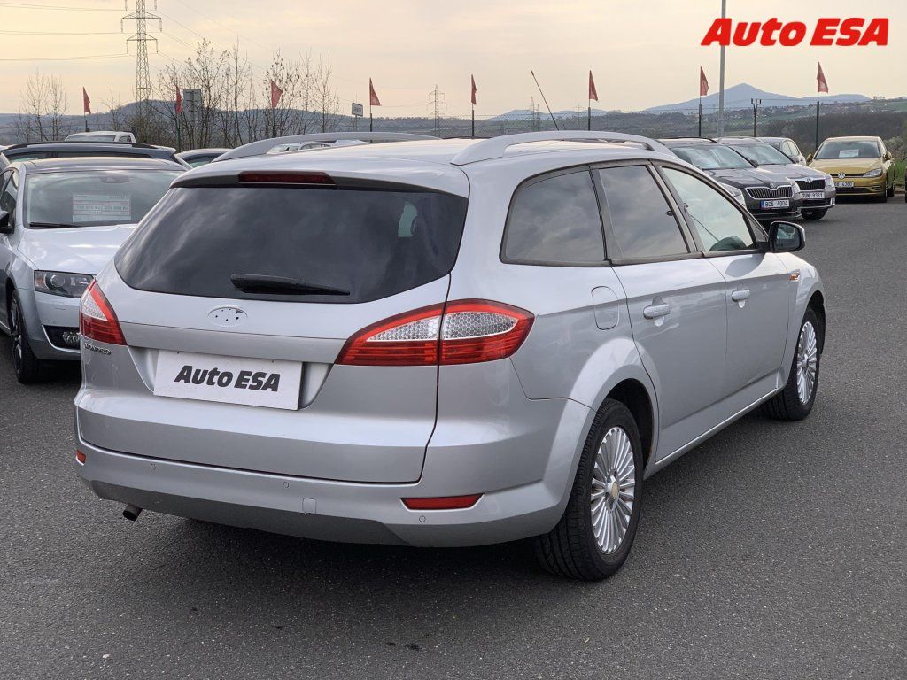 Ford Mondeo, 1.6i,AC,park.asist - fotka 6