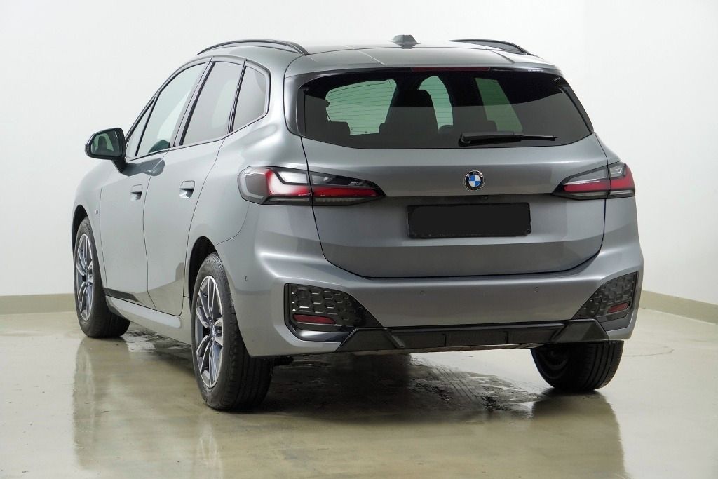 BMW Řada 2, 218i M Sport*Kůže*Kamera*Navi* - fotka 2