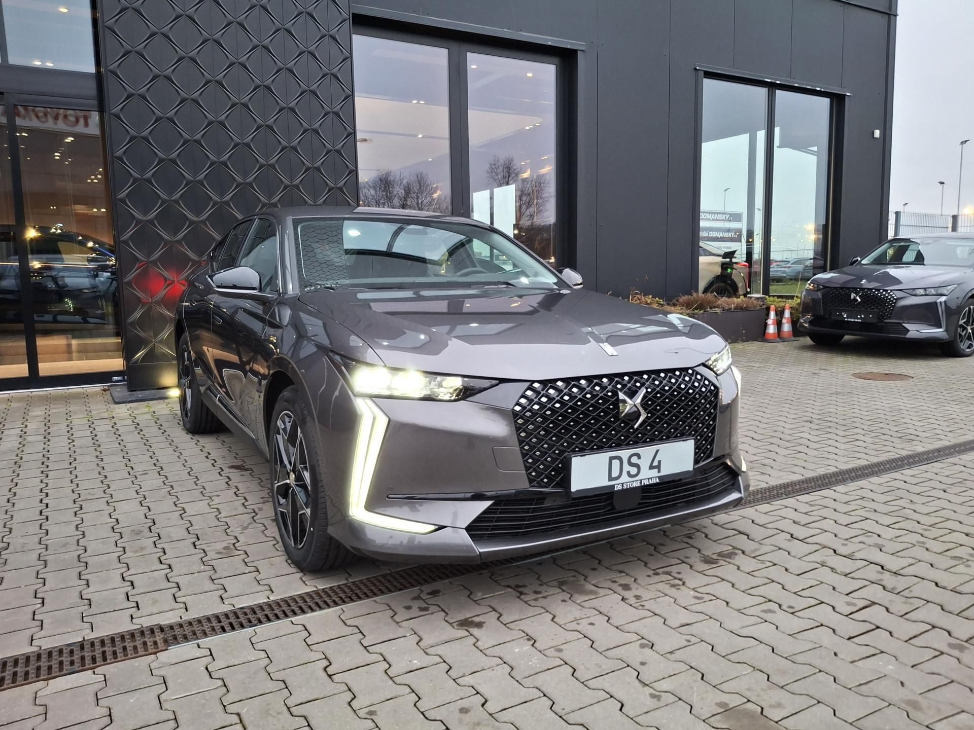 DS 4, EDITION FRANCE 1,5 BlueHDi 130 - fotka 2