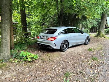 Mercedes Benz CLA 220d