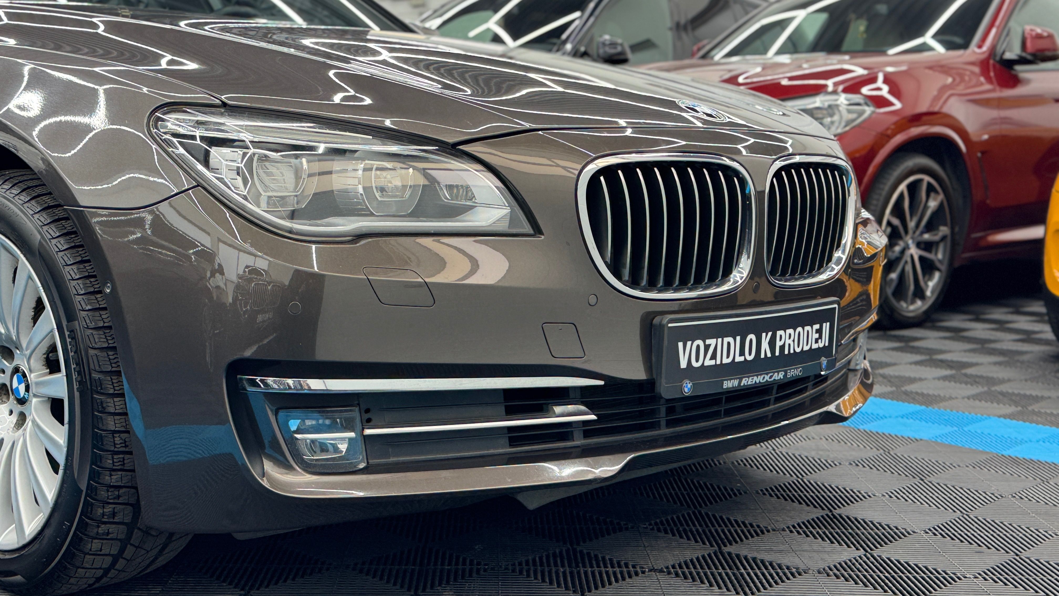 BMW Řada 7, 30d xDrive,ČR,Webasto,LED - fotka 5