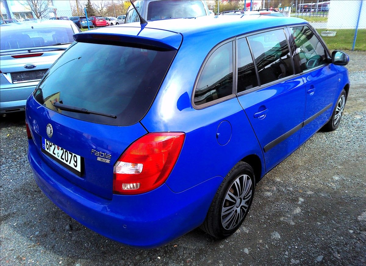 Škoda Fabia, 1,4   16V PŮVOD ČR-PRAV. SERVI - fotka 6