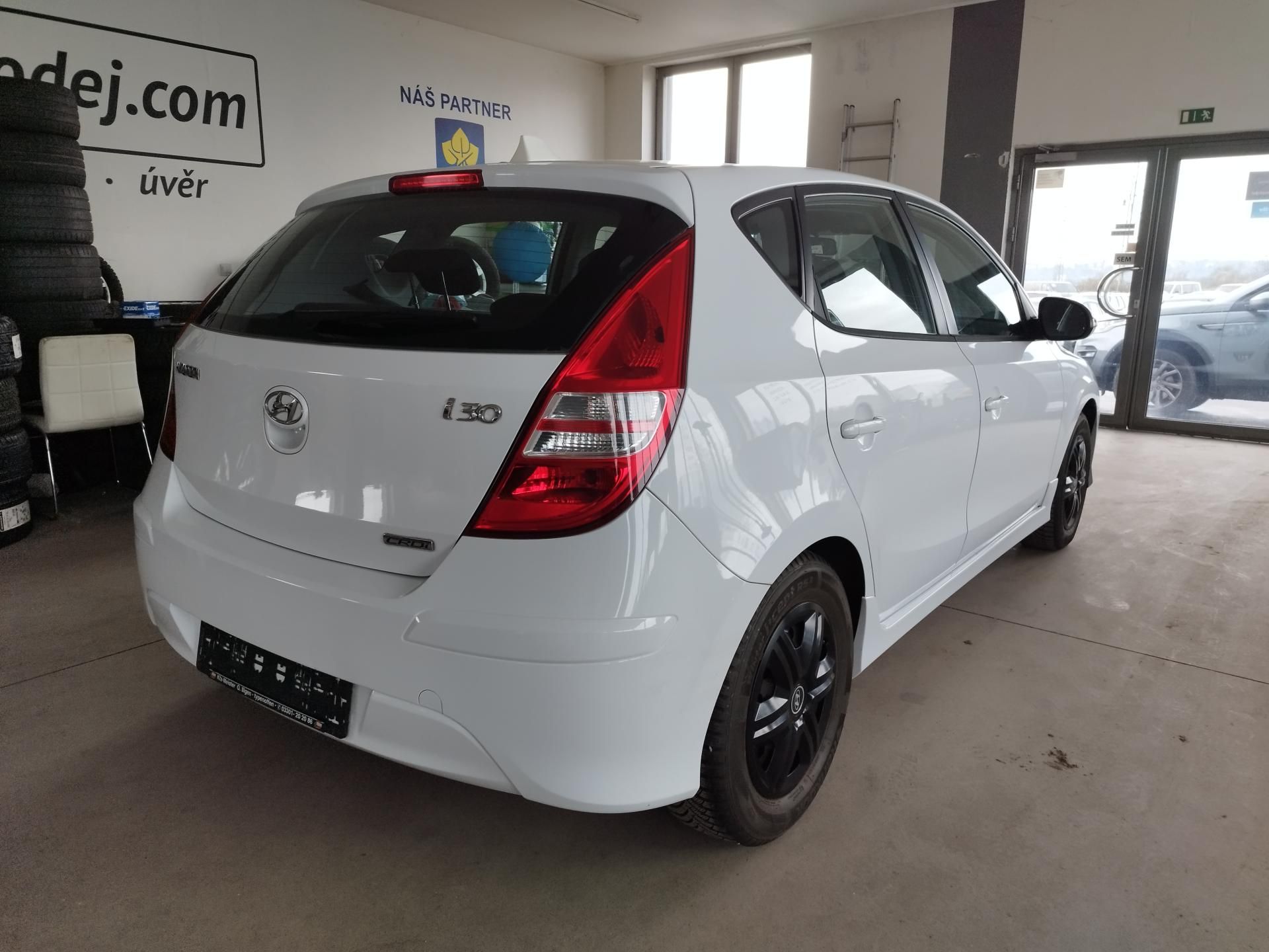 Hyundai i30, 1,6CRDI,85KW,AUTOMAT,SERVISKA - fotka 6