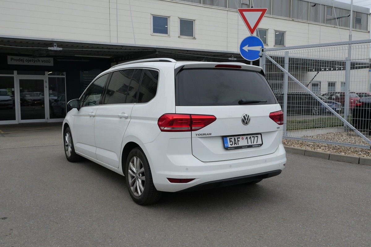Volkswagen Touran, 1.6 TDI 81 kW Highline - fotka 3