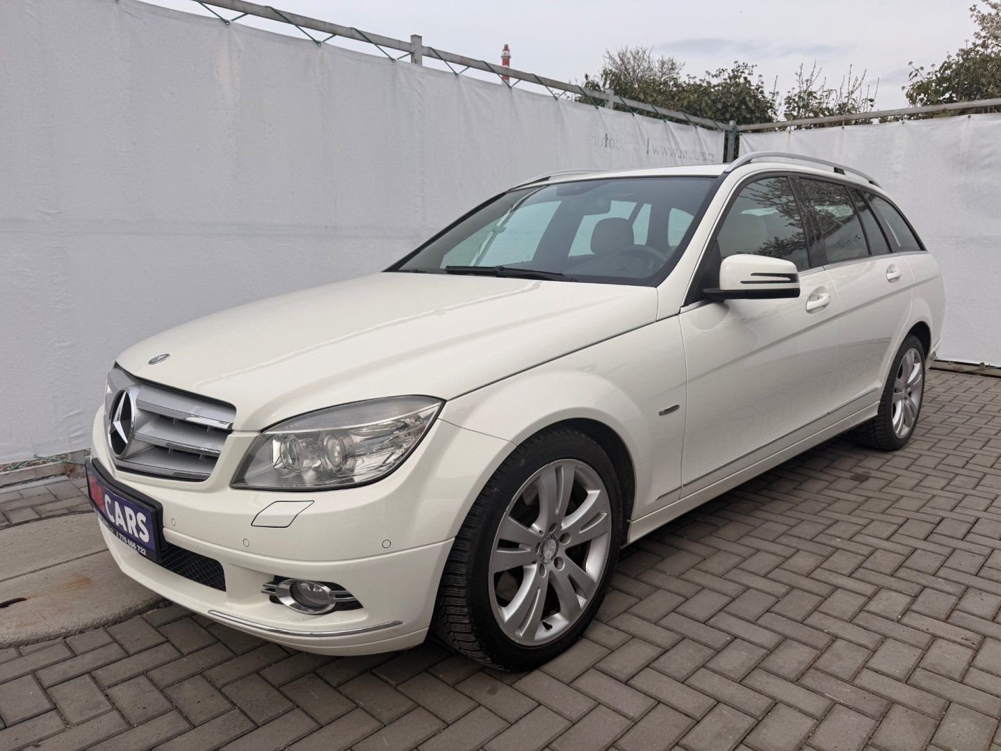 Mercedes-Benz Třídy C, 2.0 165kW*ČR*2.Maj.*CEBIA*AUT*