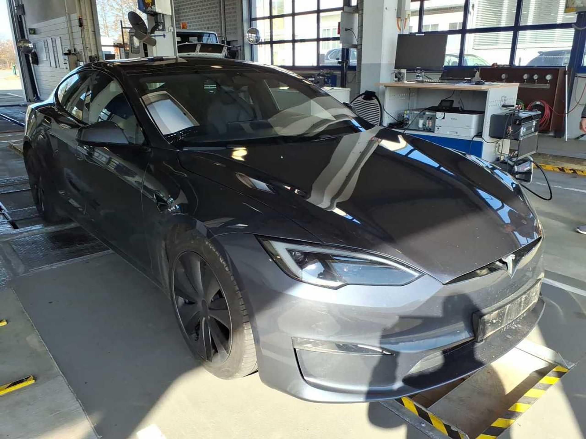 Tesla Model S, Long Range 100kWh