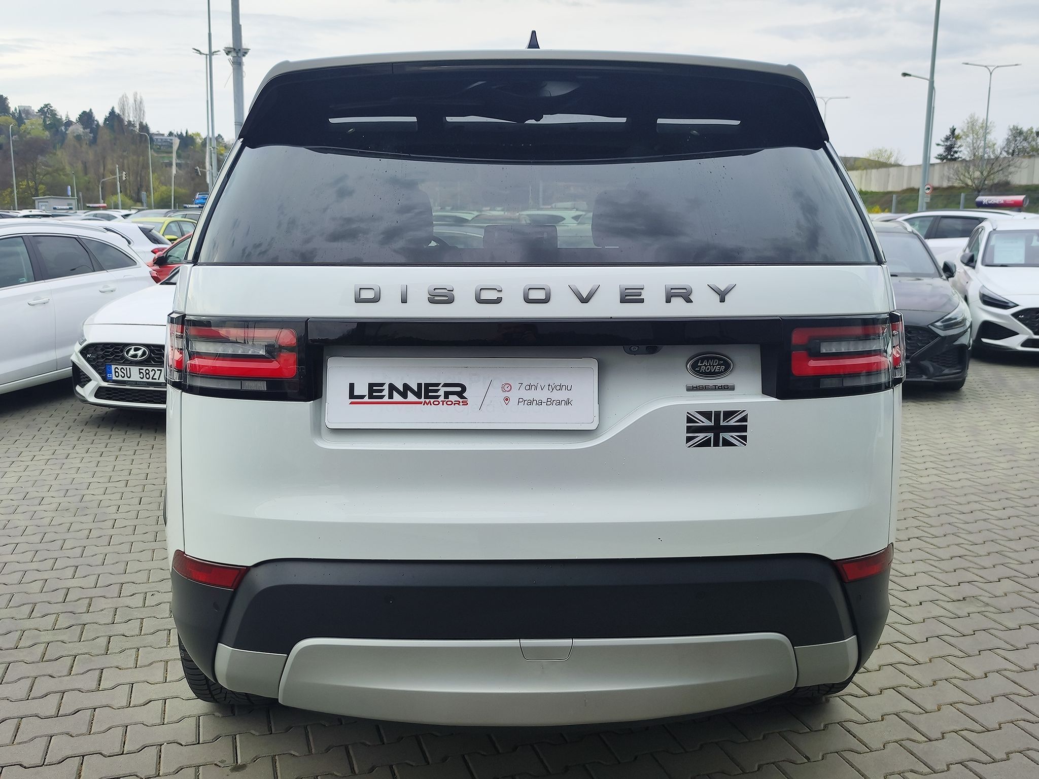 Land Rover Discovery, 3.0 Td6 HSE/190kW Pano 7.míst - fotka 6