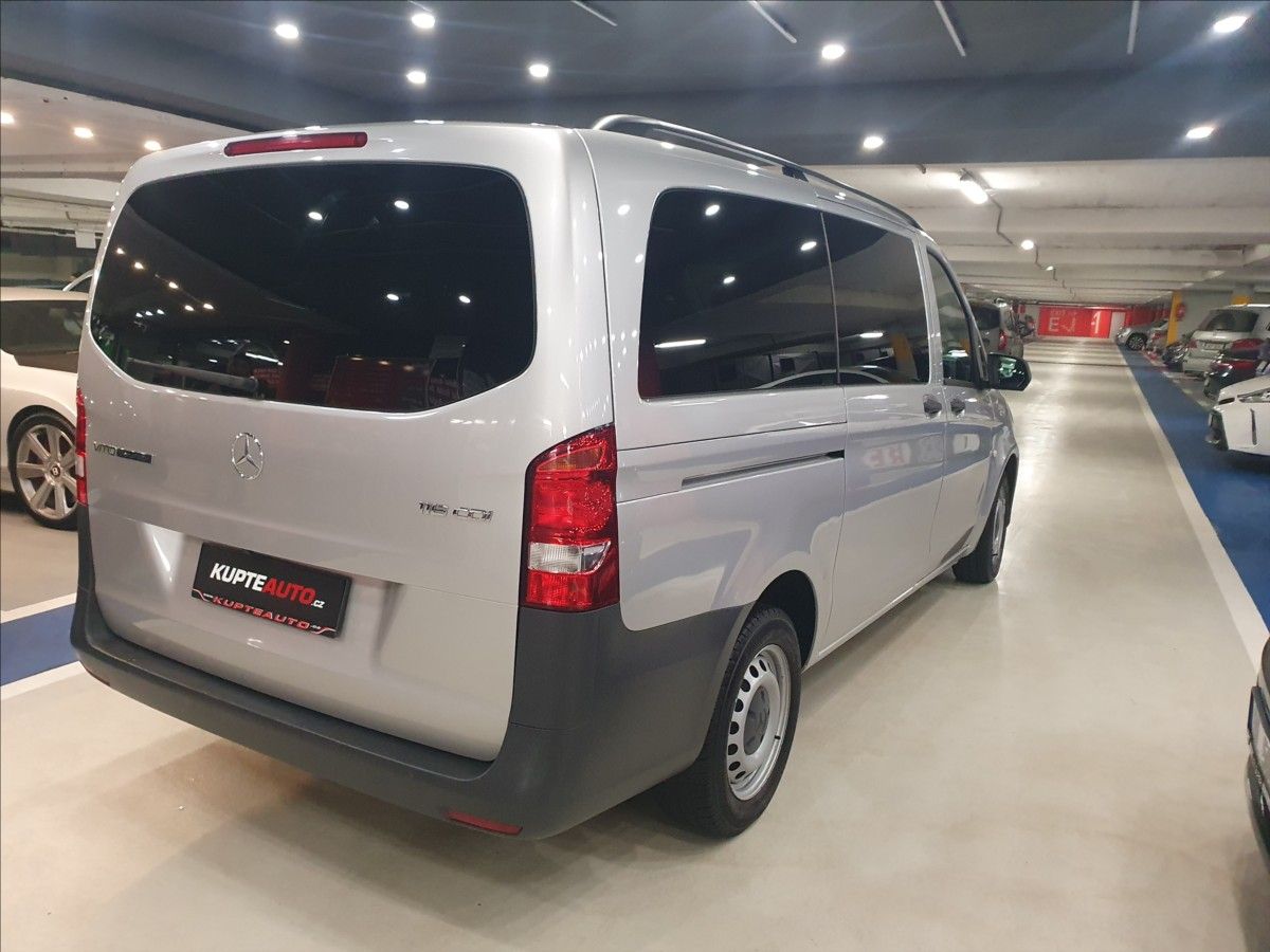 Mercedes-Benz Vito, 2,2 CDi - 6 míst - fotka 4