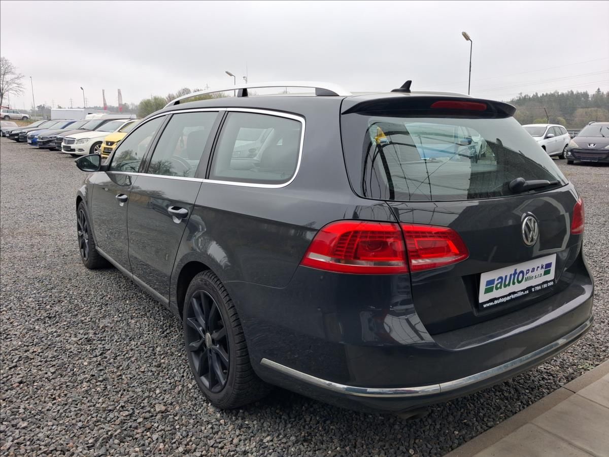 Volkswagen Passat, 2,0 125kw,4x4,alcantara,servis - fotka 5