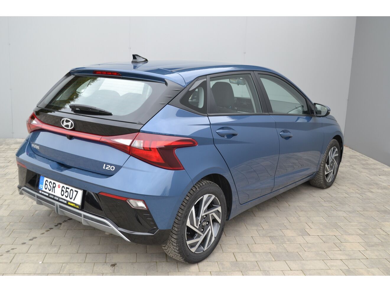 Hyundai i20, 1.0 TGDI 7DCT WAVE, WINTER PAK - fotka 5