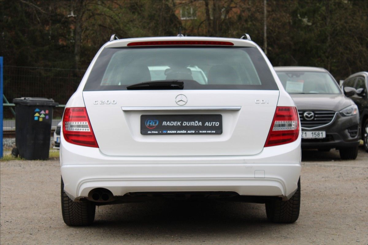 Mercedes-Benz Třídy C, 2,1 200d  NOVÉ V ČR,VÝHŘEVY - fotka 6