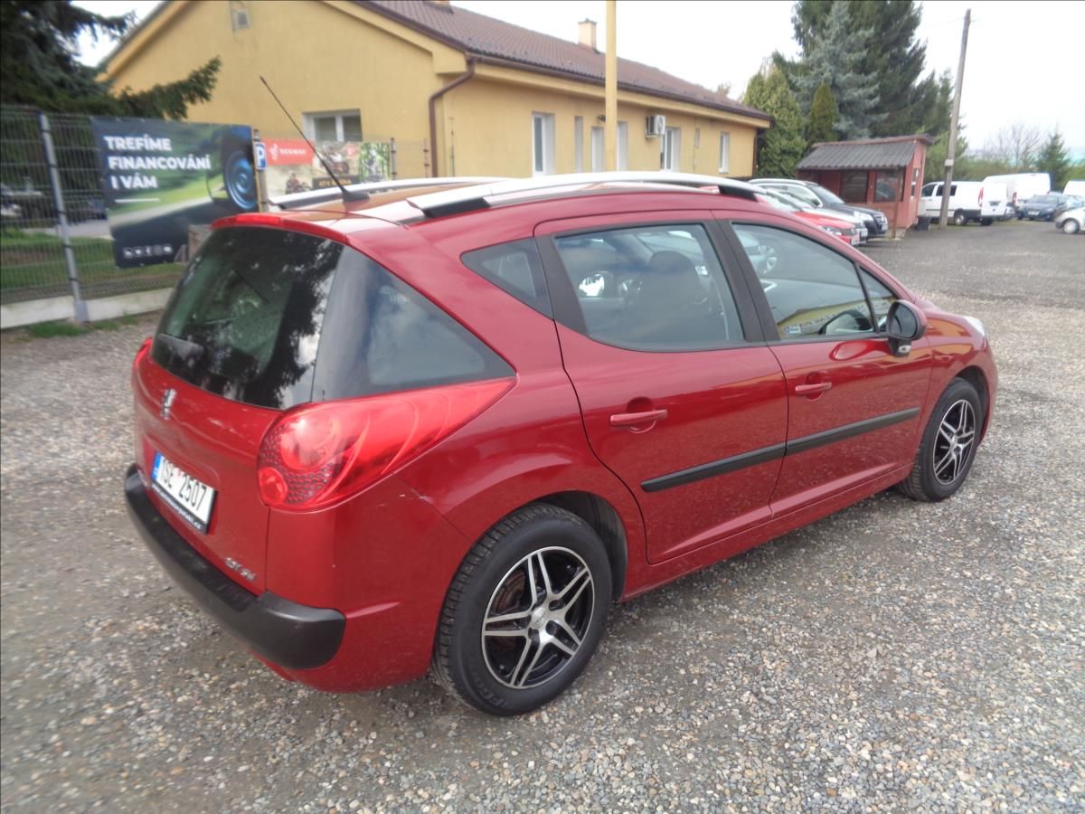 Peugeot 207, 1,4 - fotka 5