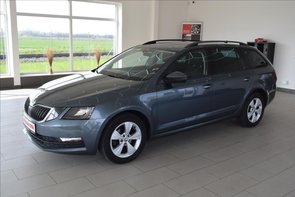 Škoda Octavia, 1,6 TDi, DSG,NAVI,serviska,