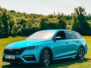 2.0 TDi RS,PANO,TAŽNÉ,NEZ.TOP