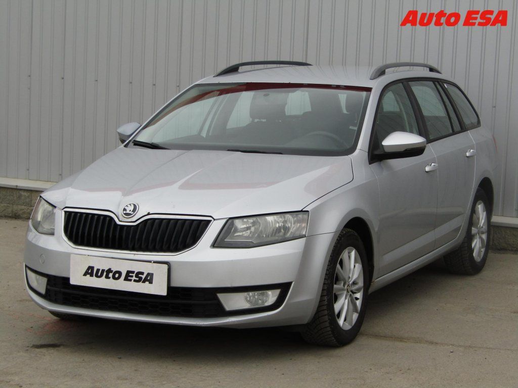 Škoda Octavia, 1.6 TDi,ČR - fotka 3