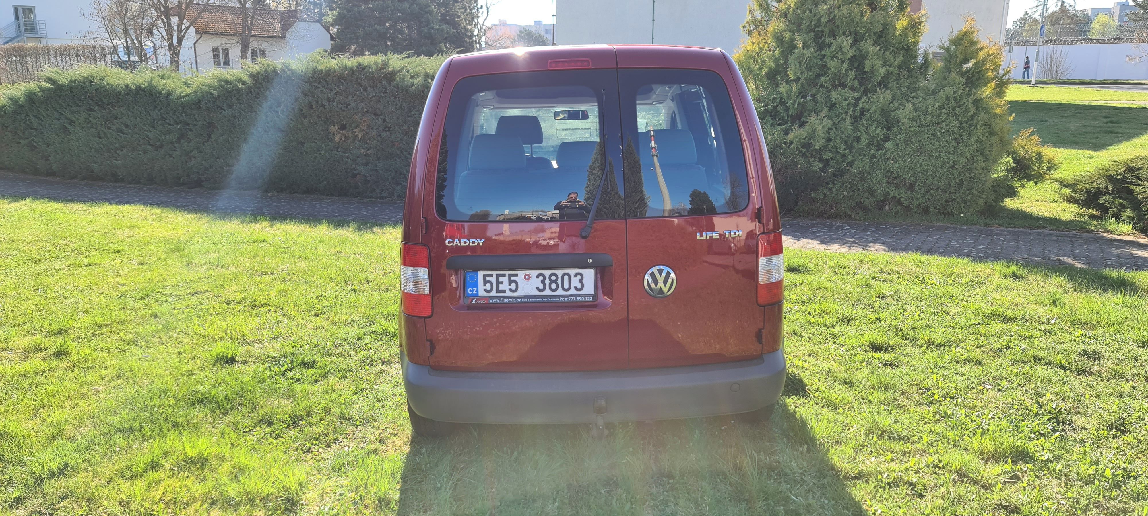 Volkswagen Caddy, VW Caddy 1,9 TDi, Life family - fotka 4
