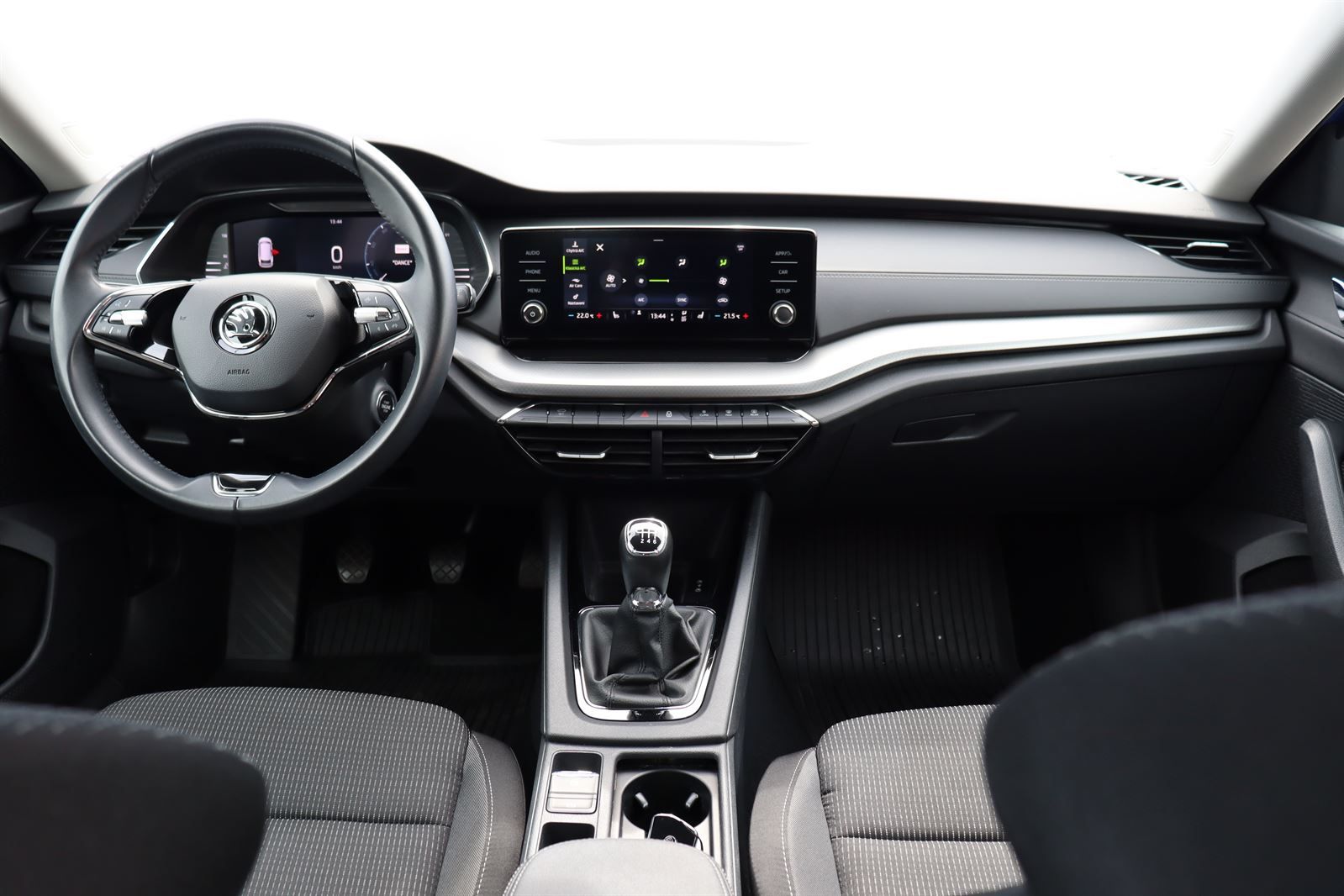 Škoda Octavia, 2.0 TDI Ambition Combi - fotka 3