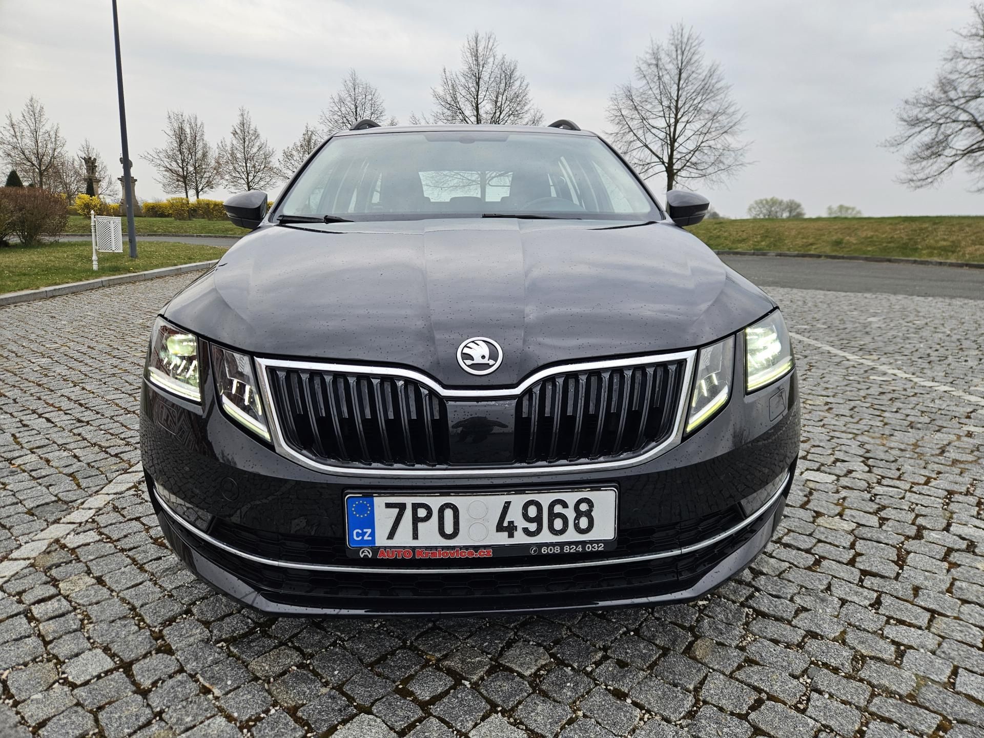 Škoda Octavia, 2L 110KW 4X4, DPH, SPLÁTKY - fotka 3