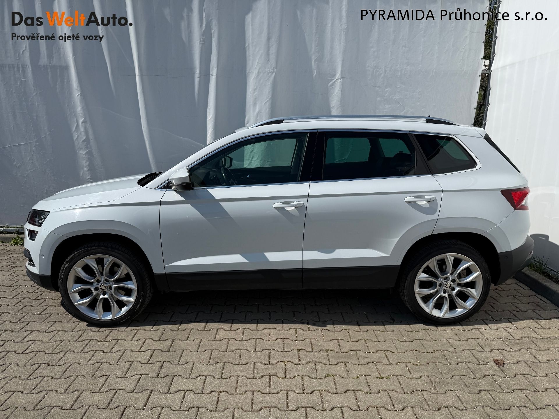 Škoda Karoq, 2.0 TDI 110 kW Style DSG 4x4 - fotka 3