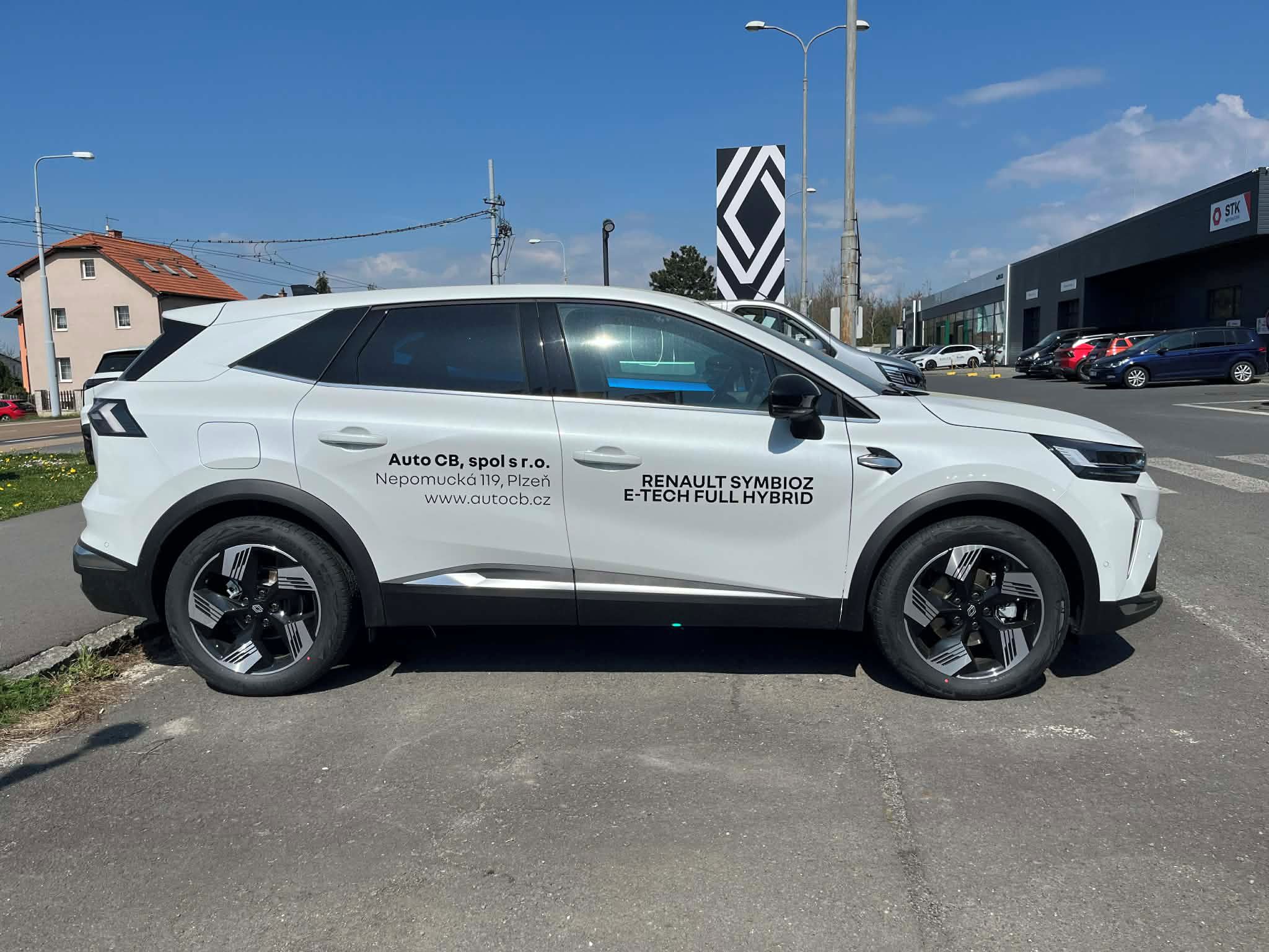 Renault Symbioz, techno E-Tech full hybrid 160 - fotka 4