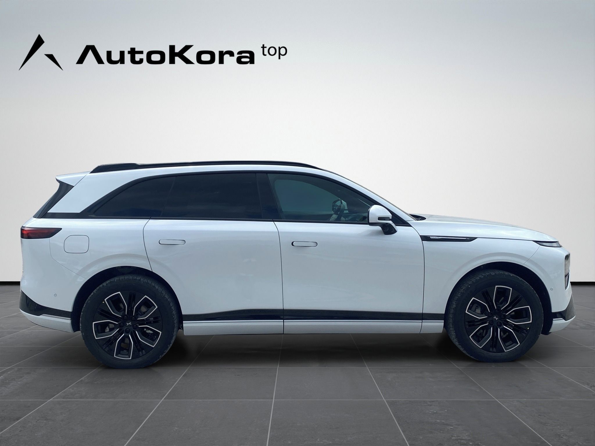 XPENG G9, RWD Long Range, 258kW - fotka 5