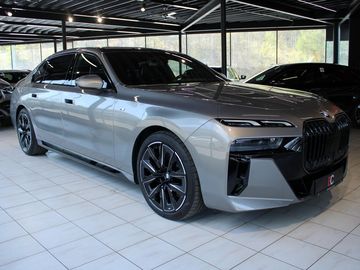 740d xDrive M Sport Pro ExLoun