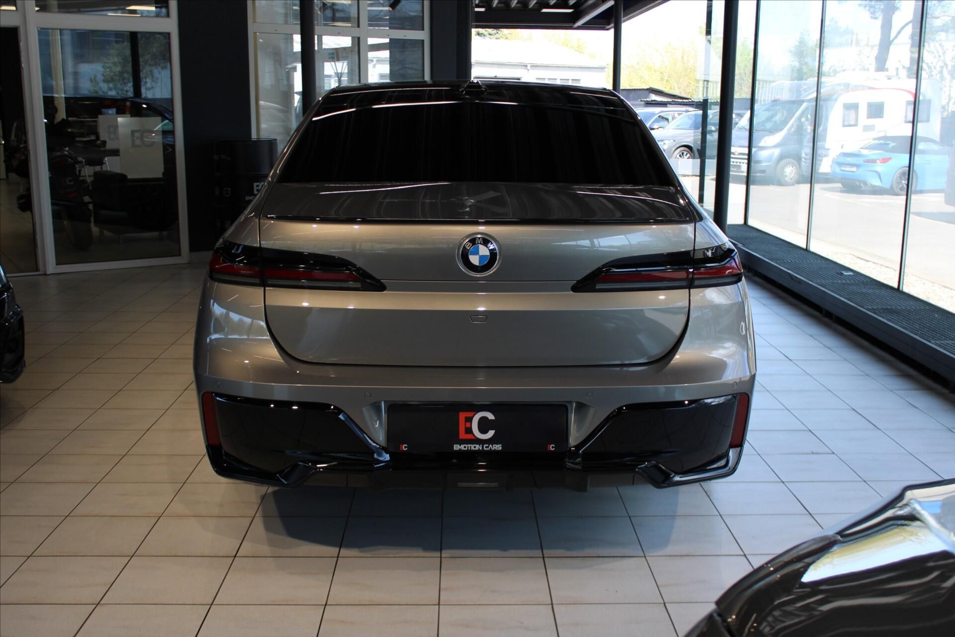 BMW Řada 7, 740d xDrive M Sport Pro ExLoun - fotka 5
