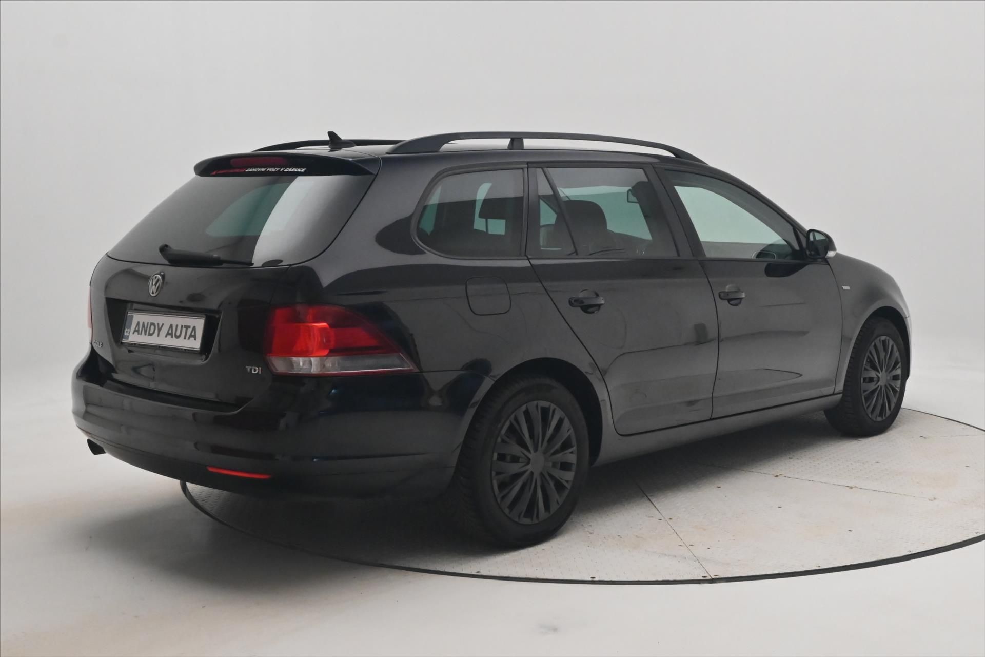 Volkswagen Golf, 1,6 TDI 77 kW MATCH Navigace - fotka 5