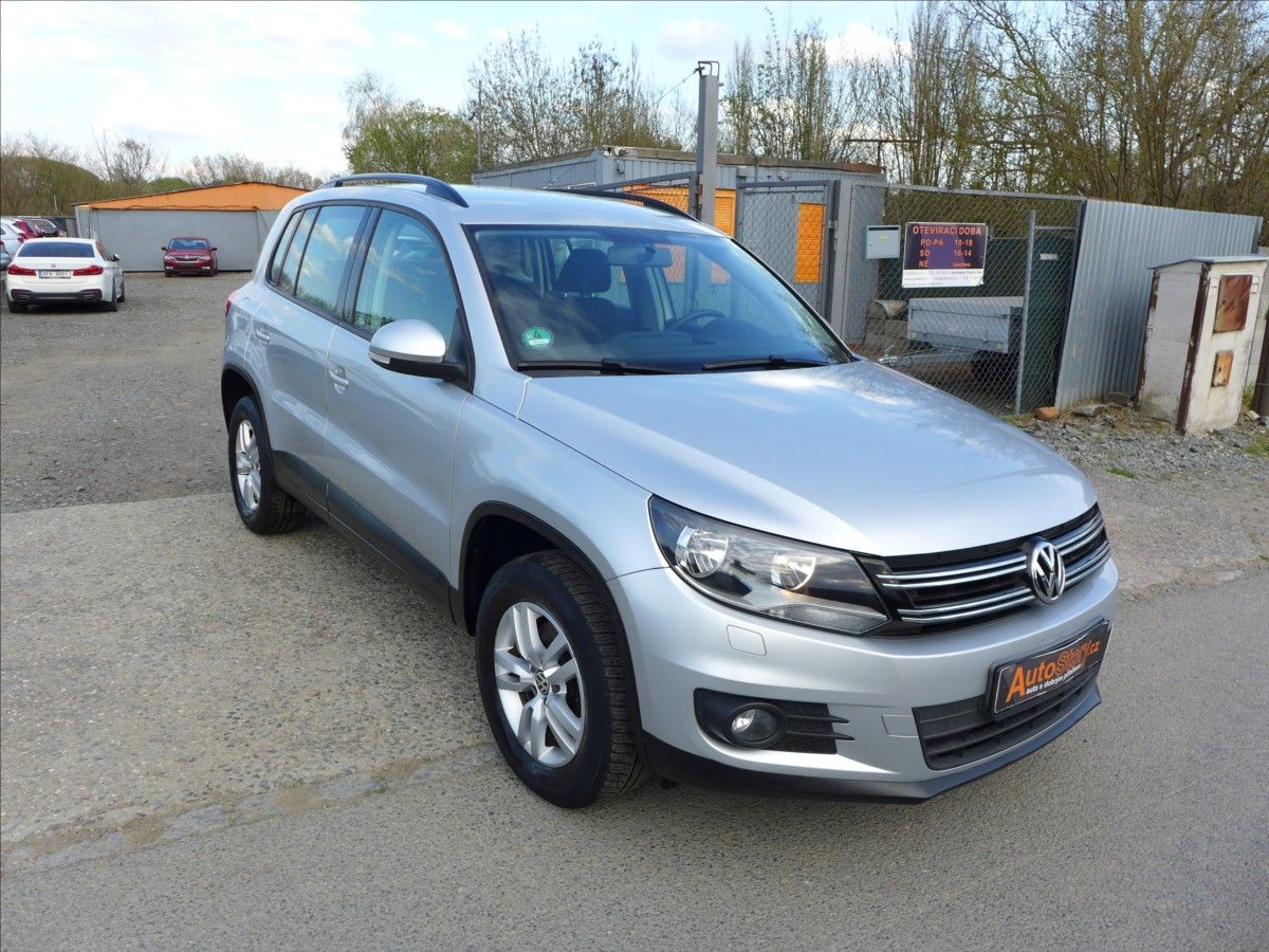 Volkswagen Tiguan, 1,4 TSI  DIGI AC, VÝHŘEV, PDC - fotka 4