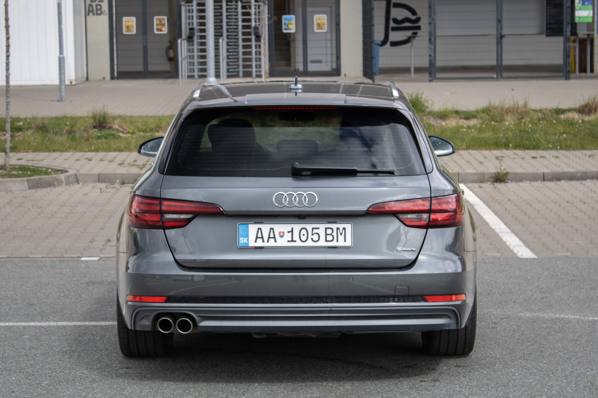 Audi A4 Avant - fotka 6