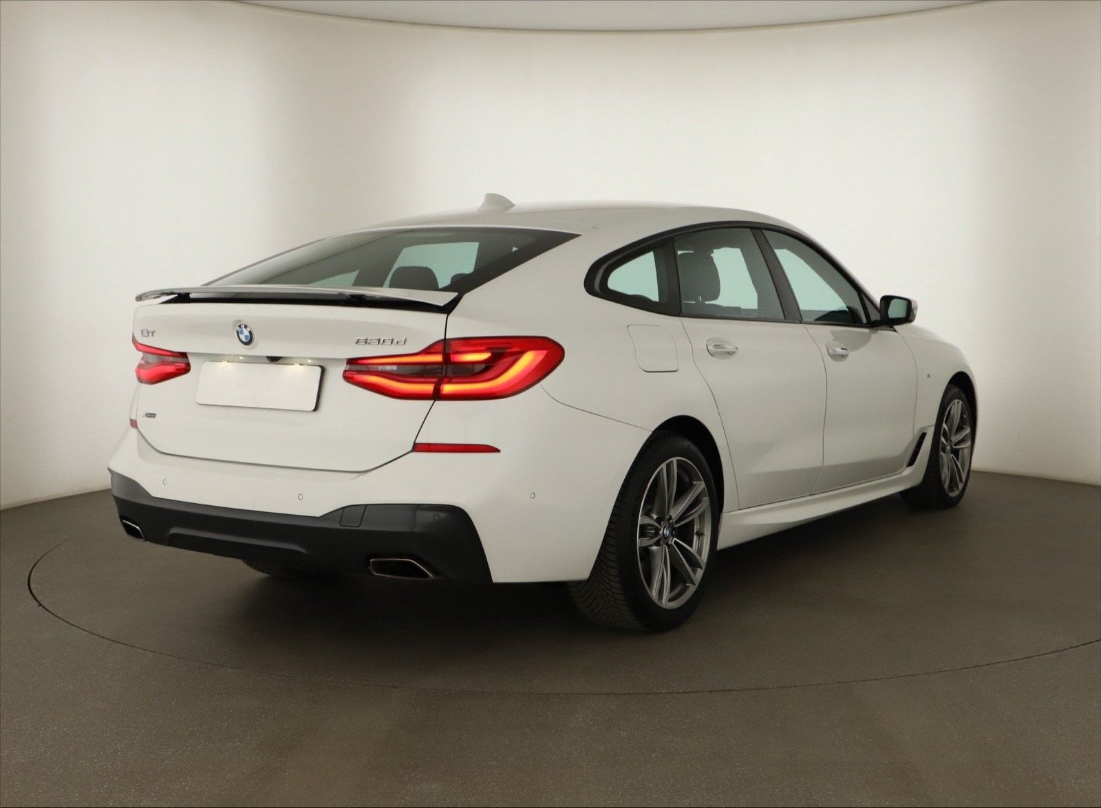 BMW Řada 6, 630d xDrive GT, 4X4, Automat - fotka 5