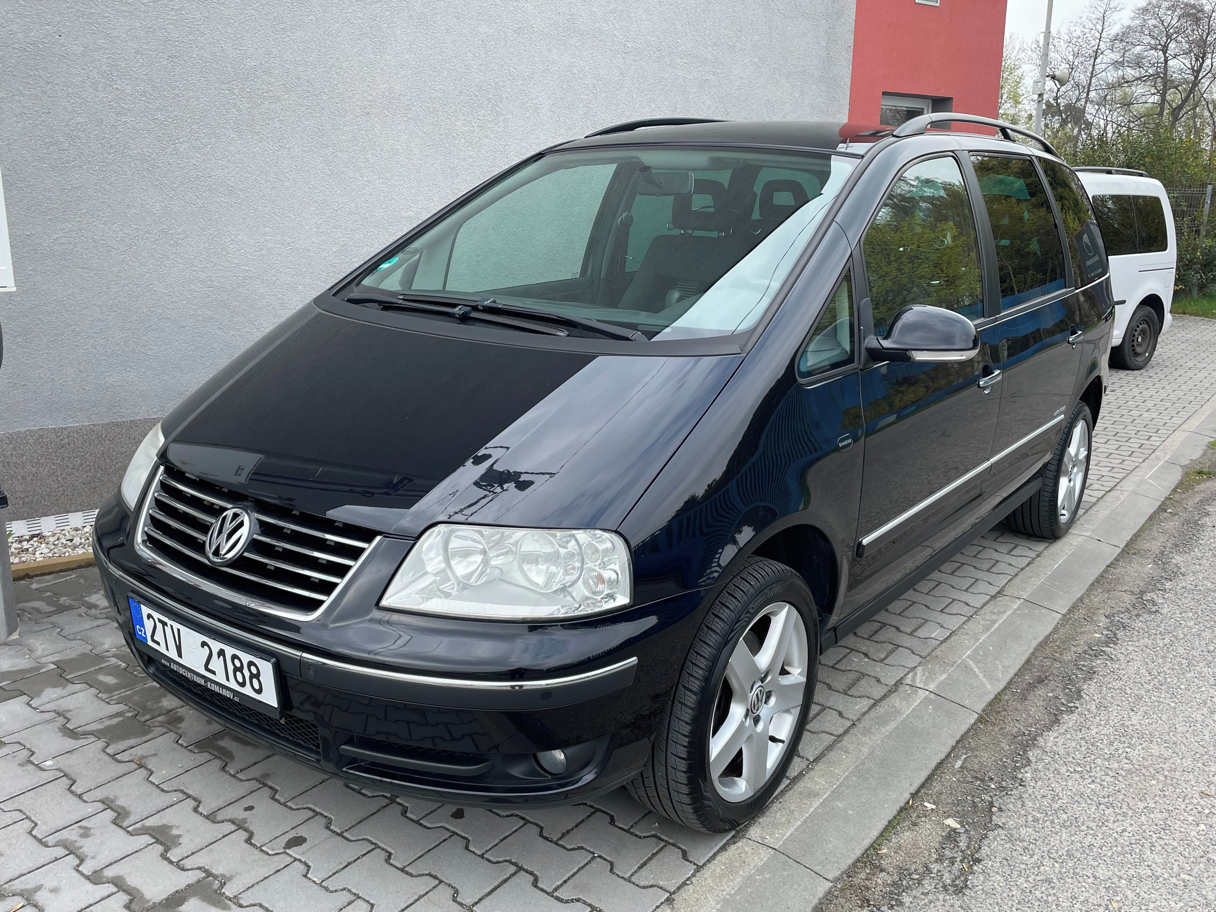 Volkswagen Sharan, 2.0 TDI United Serv.kniha