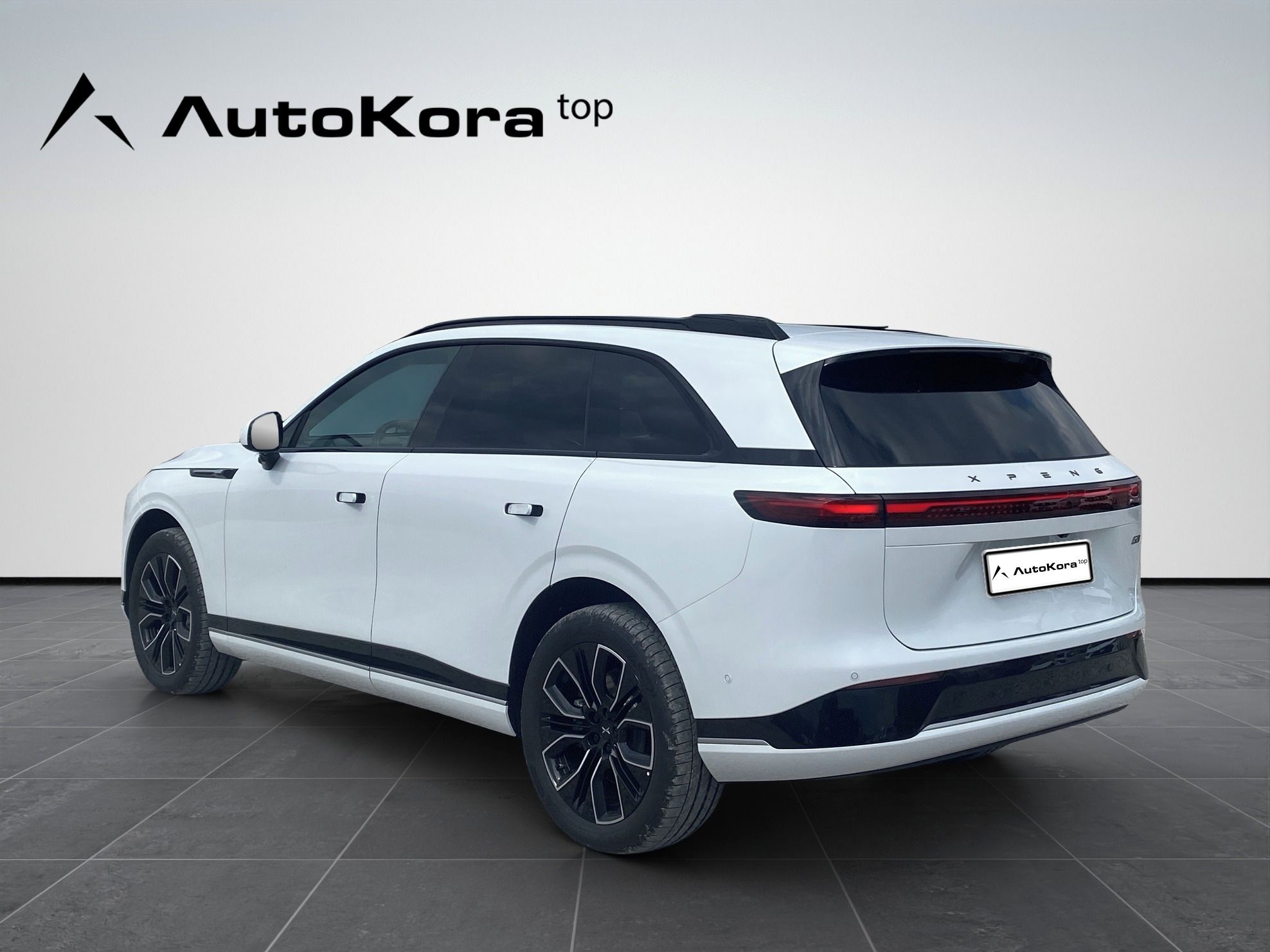 XPENG G9, RWD Standard Range, 258kw - fotka 6