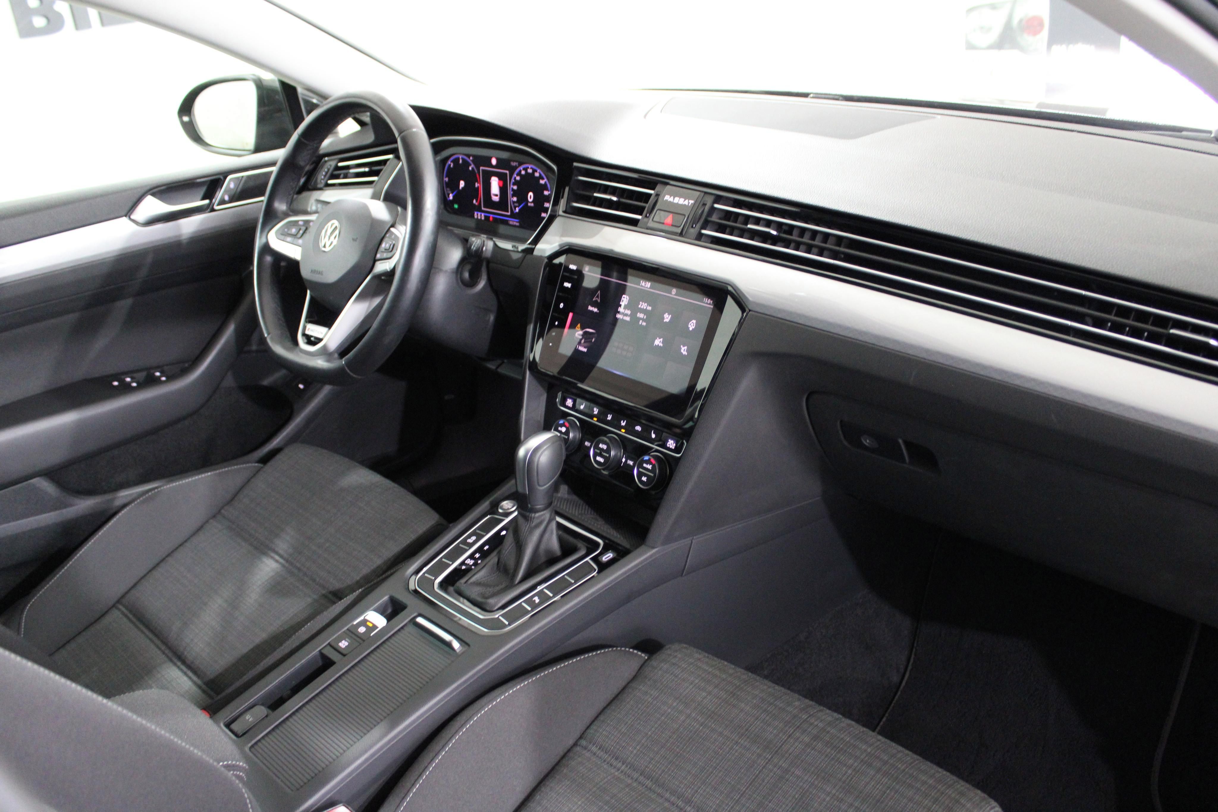 Volkswagen Passat Variant, B8 2.0TDi 4x4 140kW, DSG,ACC - fotka 5