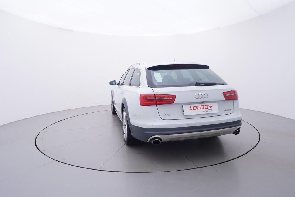 Audi A6 allroad, 3.0 TDI 230 kW - fotka 4