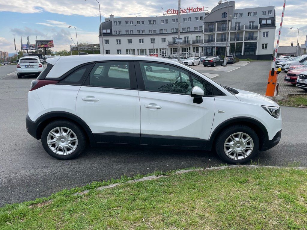 Opel Crossland X, Enjoy 1,2i MT5, ČR, 1. maj - fotka 6