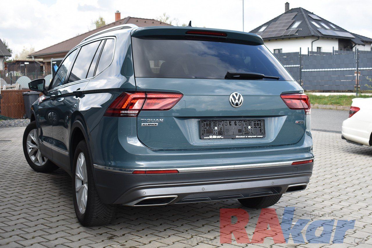 Volkswagen Tiguan Allspace, Highline 2,0 TSI 4Motion,7míst - fotka 3