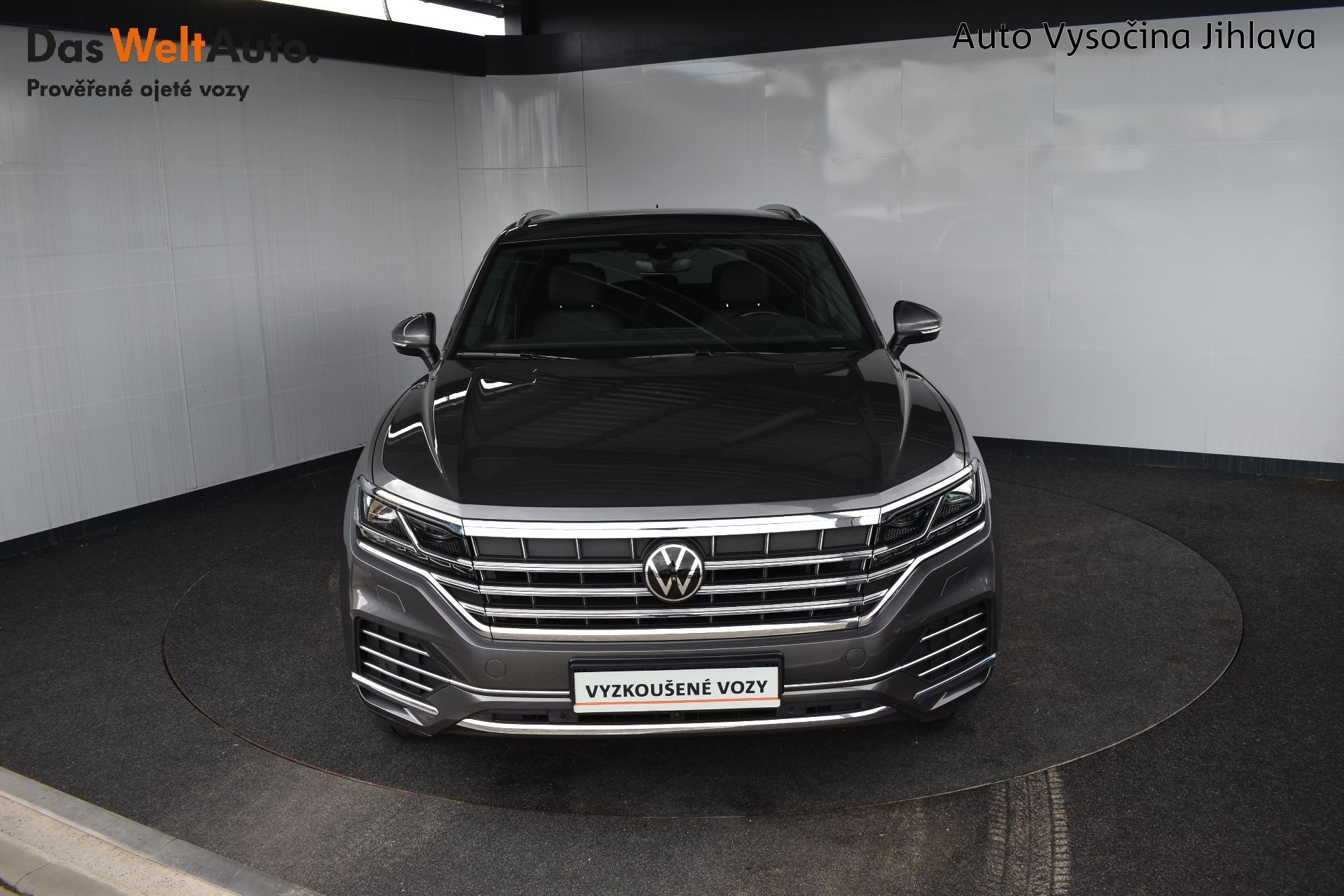 Volkswagen Touareg, 3.0TDI 210kW 4Motion, LED Matr - fotka 4