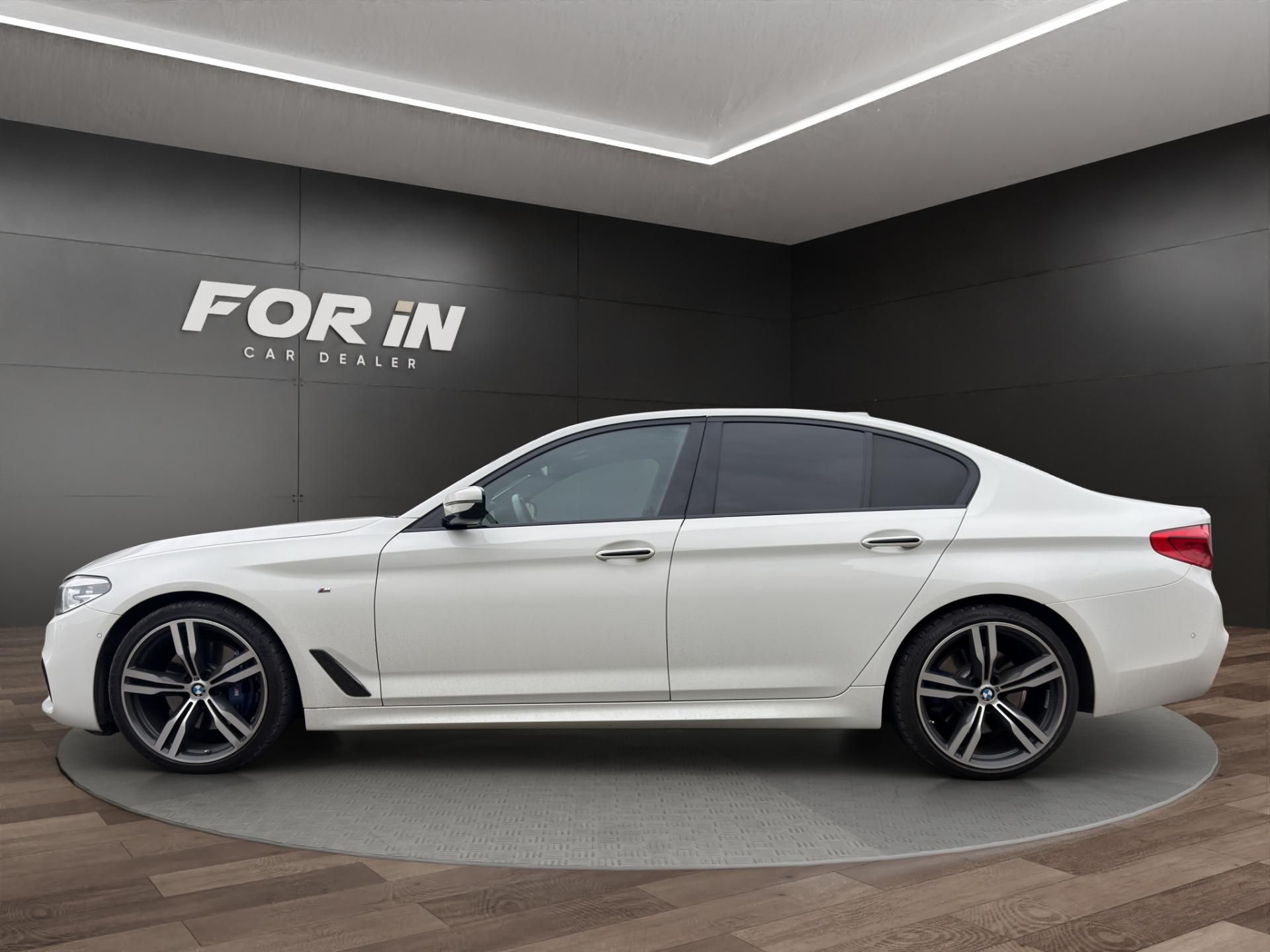 BMW Řada 5, 530 M-SPORT 195KW - fotka 3