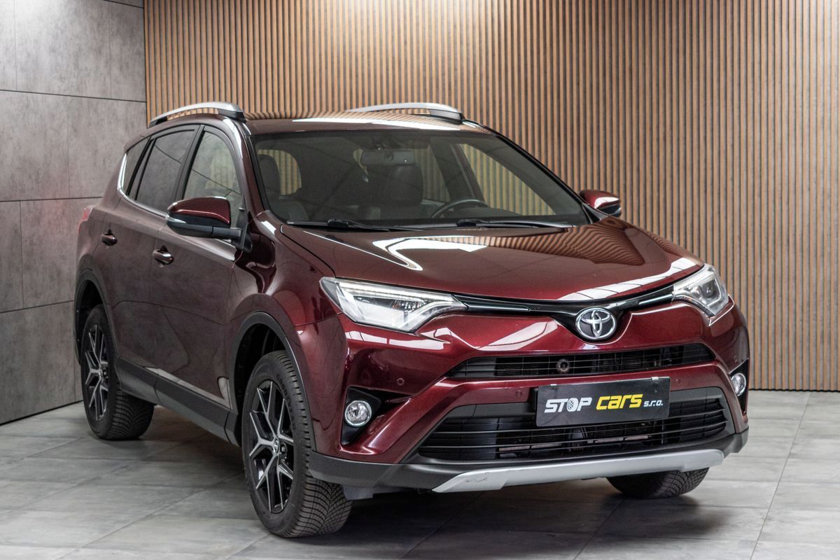 Toyota Rav4, 2.0 D-4D 105kW*PO ROZVODECH* - fotka 3