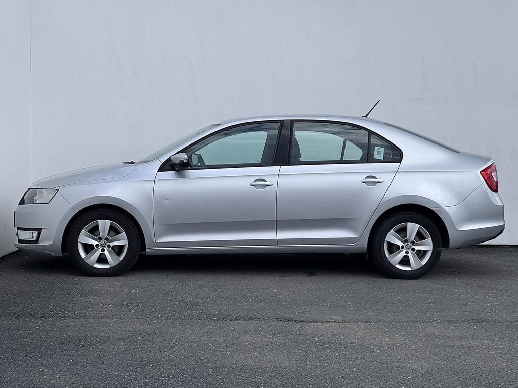 Škoda Rapid, Ambition 1.4 TDI 66 kW - fotka 3