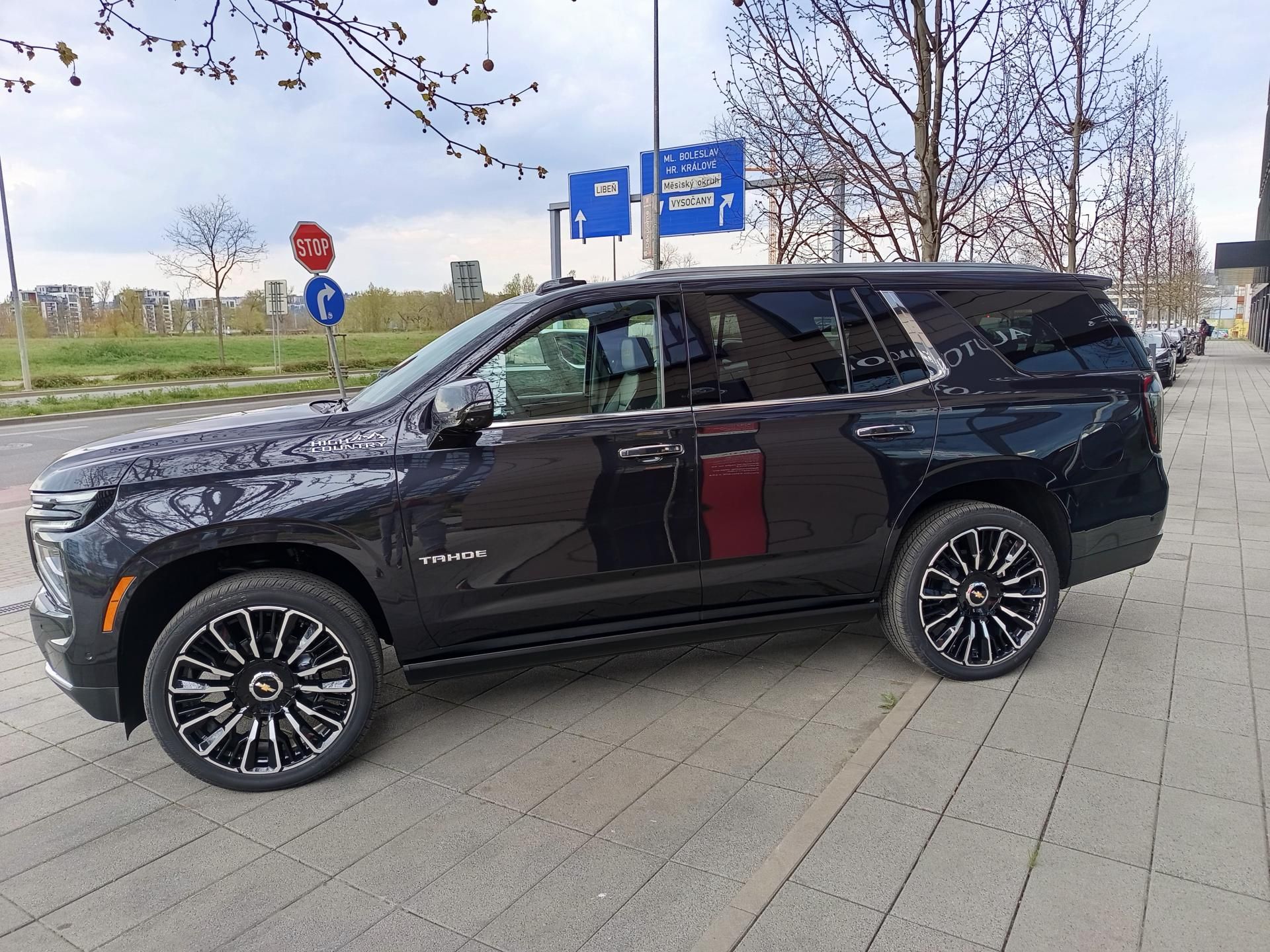Chevrolet Tahoe, High Country 2026,AWD,kola 24" - fotka 5