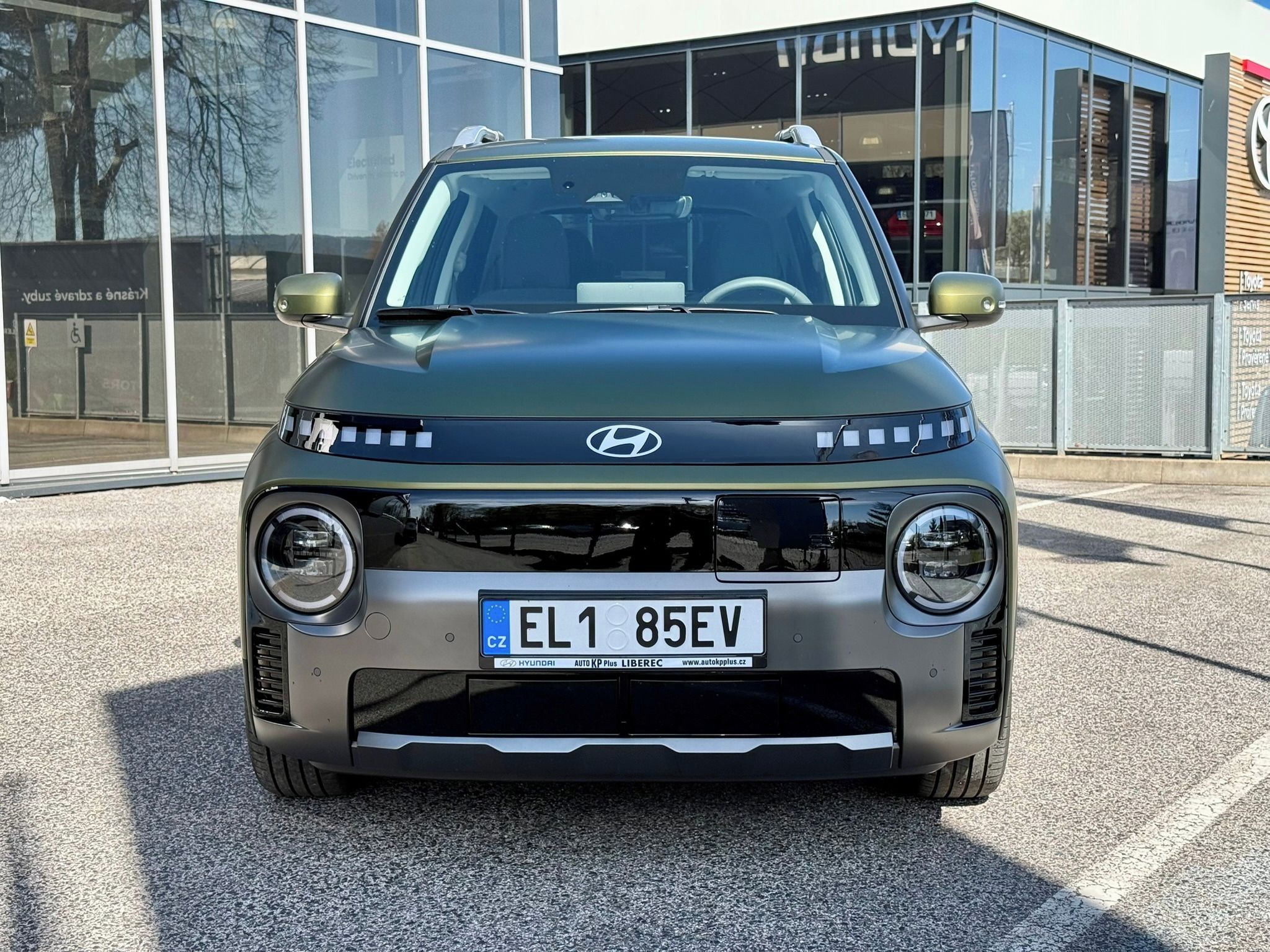 Hyundai Inster, Cross 49kWH (85kW/115k) - fotka 2