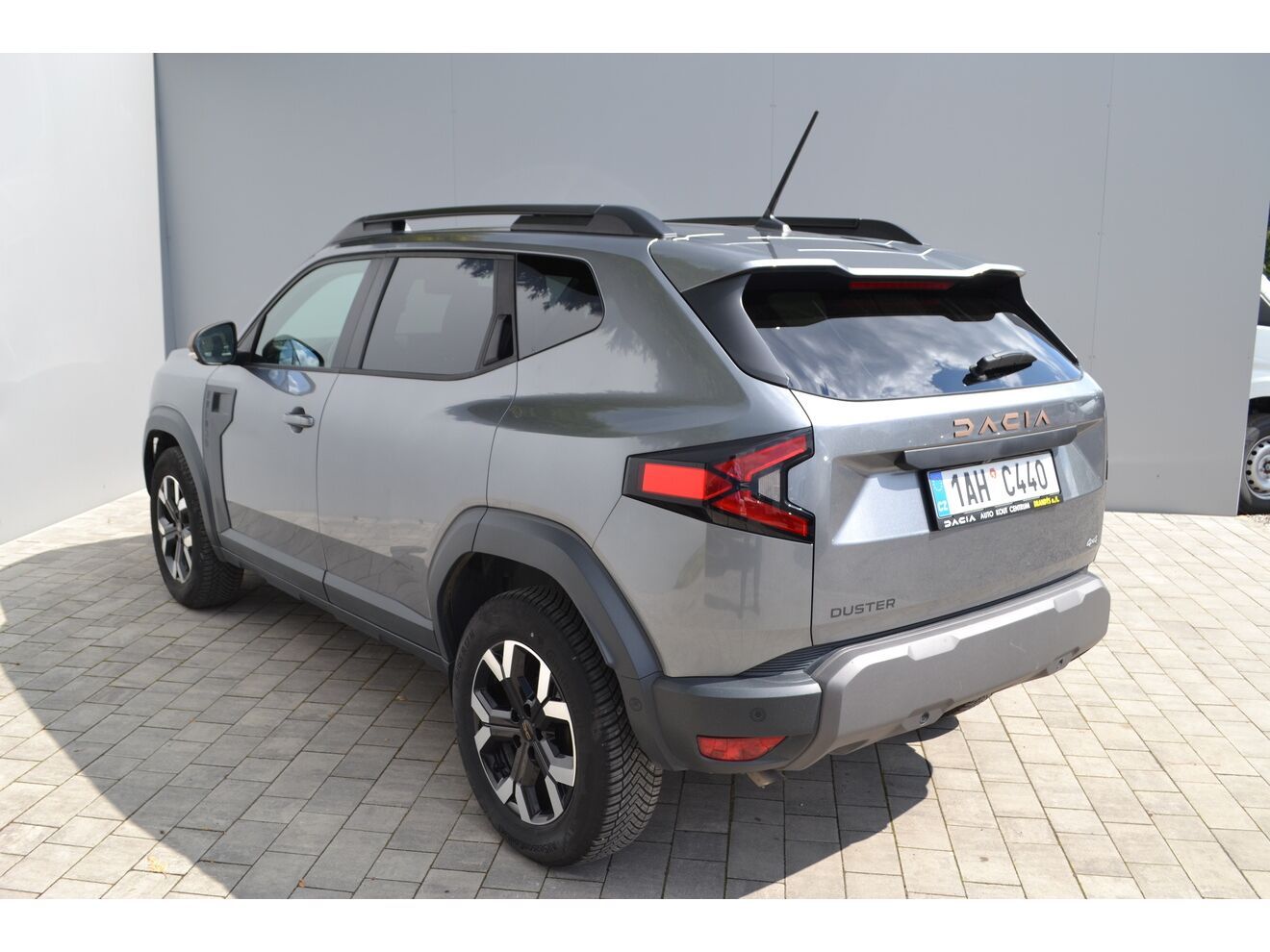 Dacia Duster, EXTREME TCE 130 4x4 - fotka 3