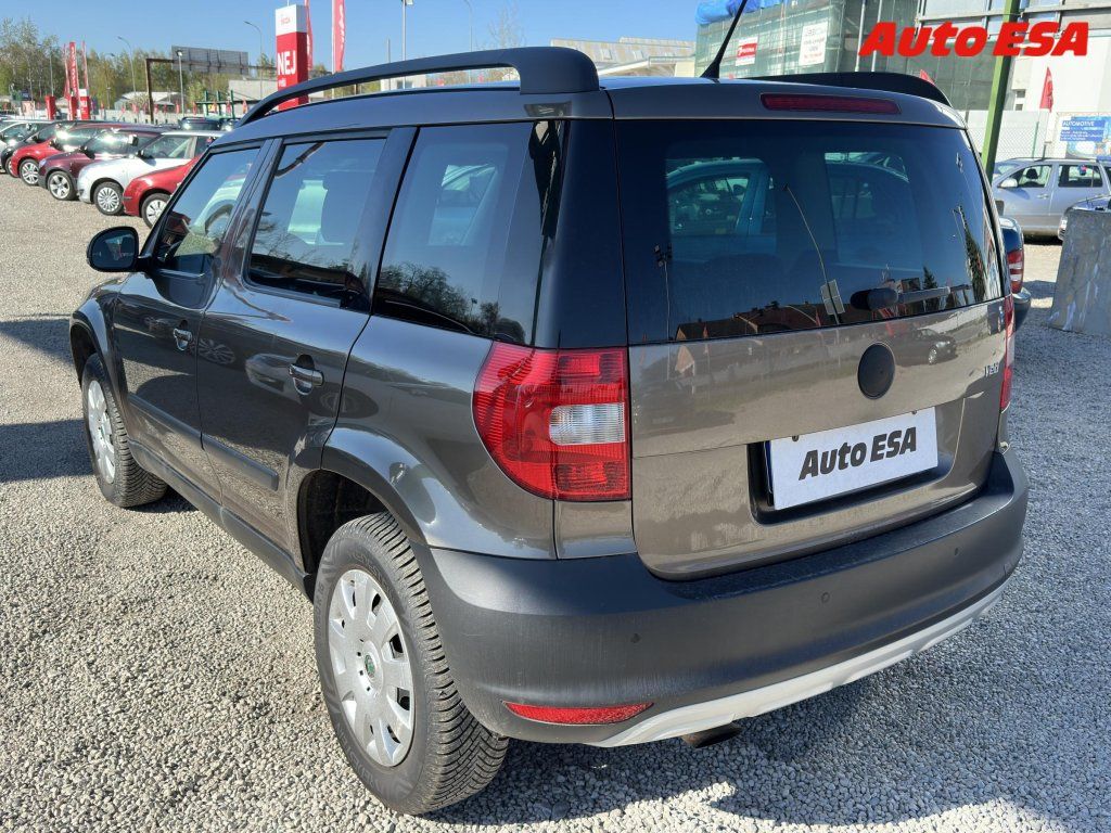 Škoda Yeti, 1.2 TSi,servis.kniha,AT - fotka 6