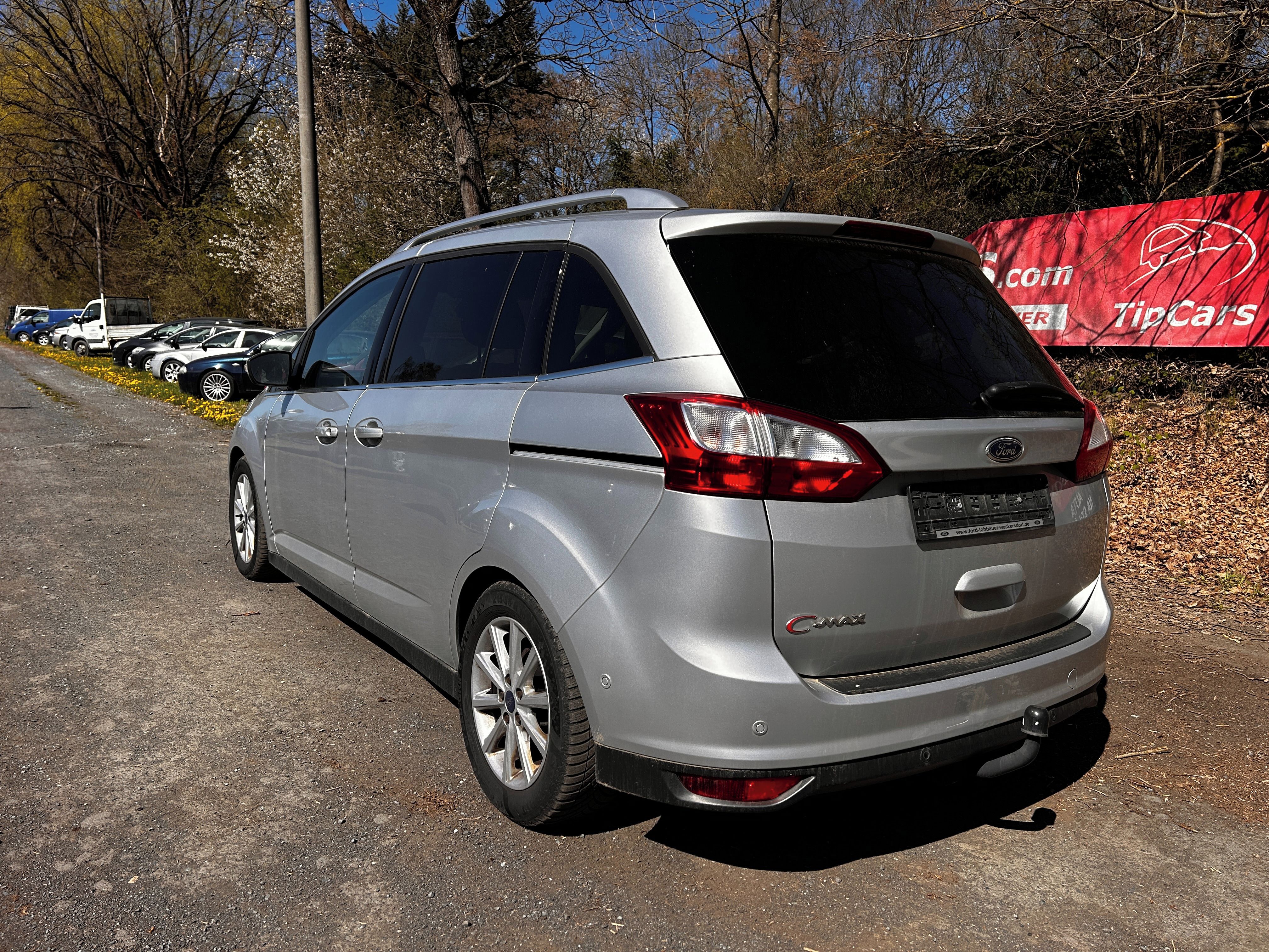 Ford Grand C-MAX, 2,0 TDCi 110kW, Park Pilot - fotka 4
