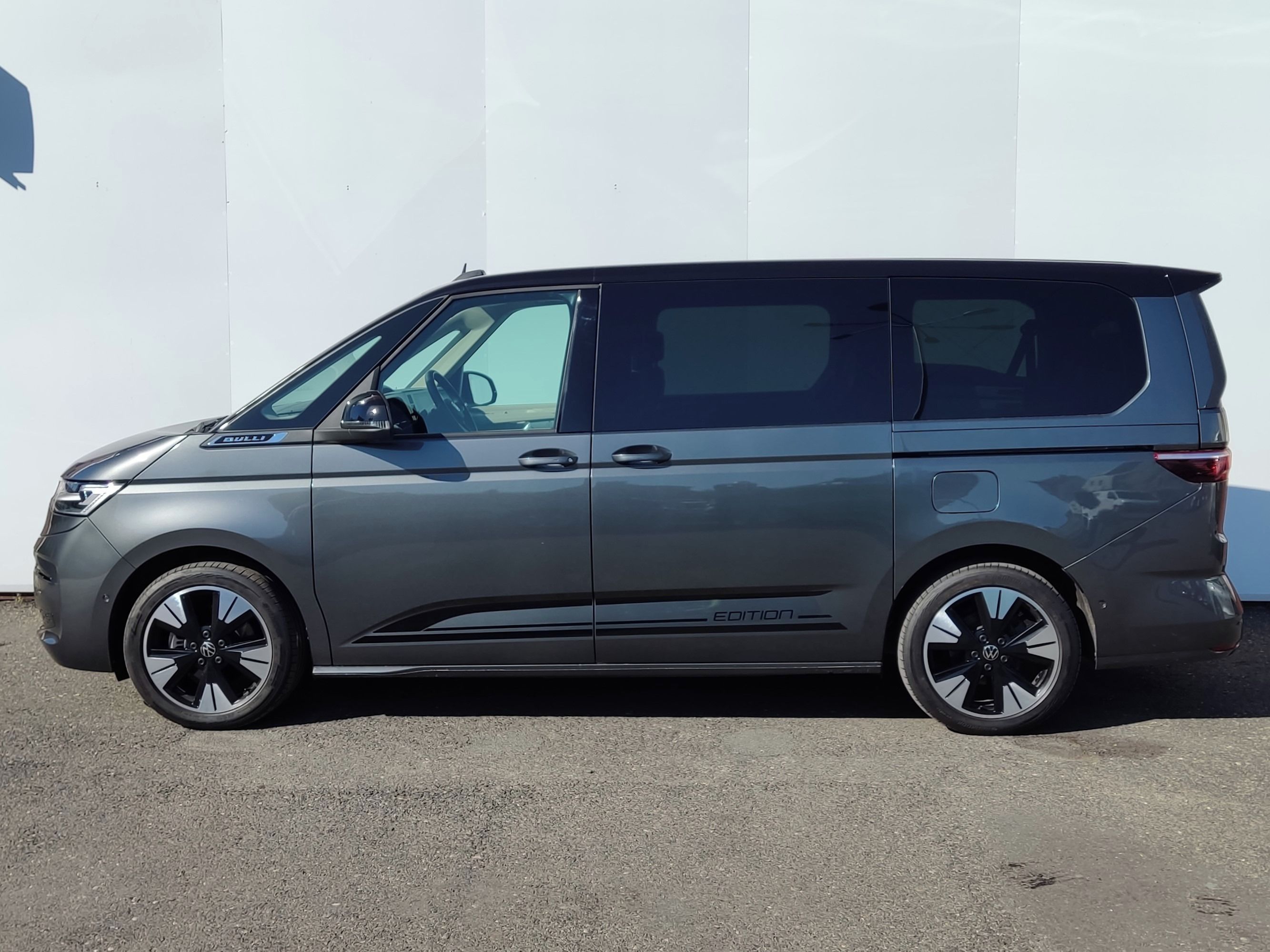 Volkswagen Multivan, 1.5 TSI PHEV 4MOT LIFE EDITION - fotka 3